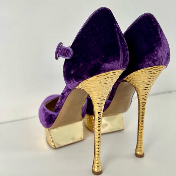 Nicholas Kirkwood purple velvet , with metallic gold heels - Picture 6 of 9